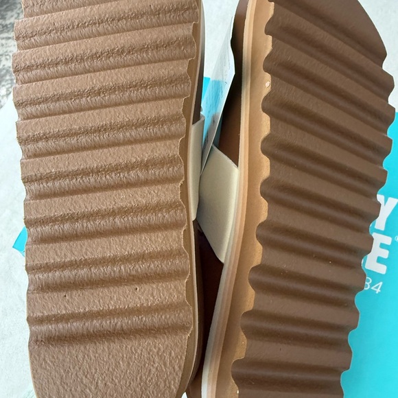 Reef Women’s Sandals Cushion Sol Hi Size 8 NEW - Picture 5 of 7